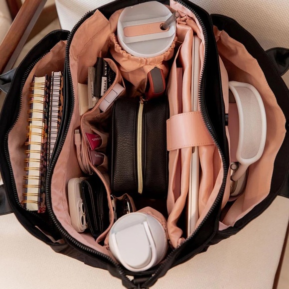 Poppy & Peonies Daily Tote - black - Picture 2 of 4